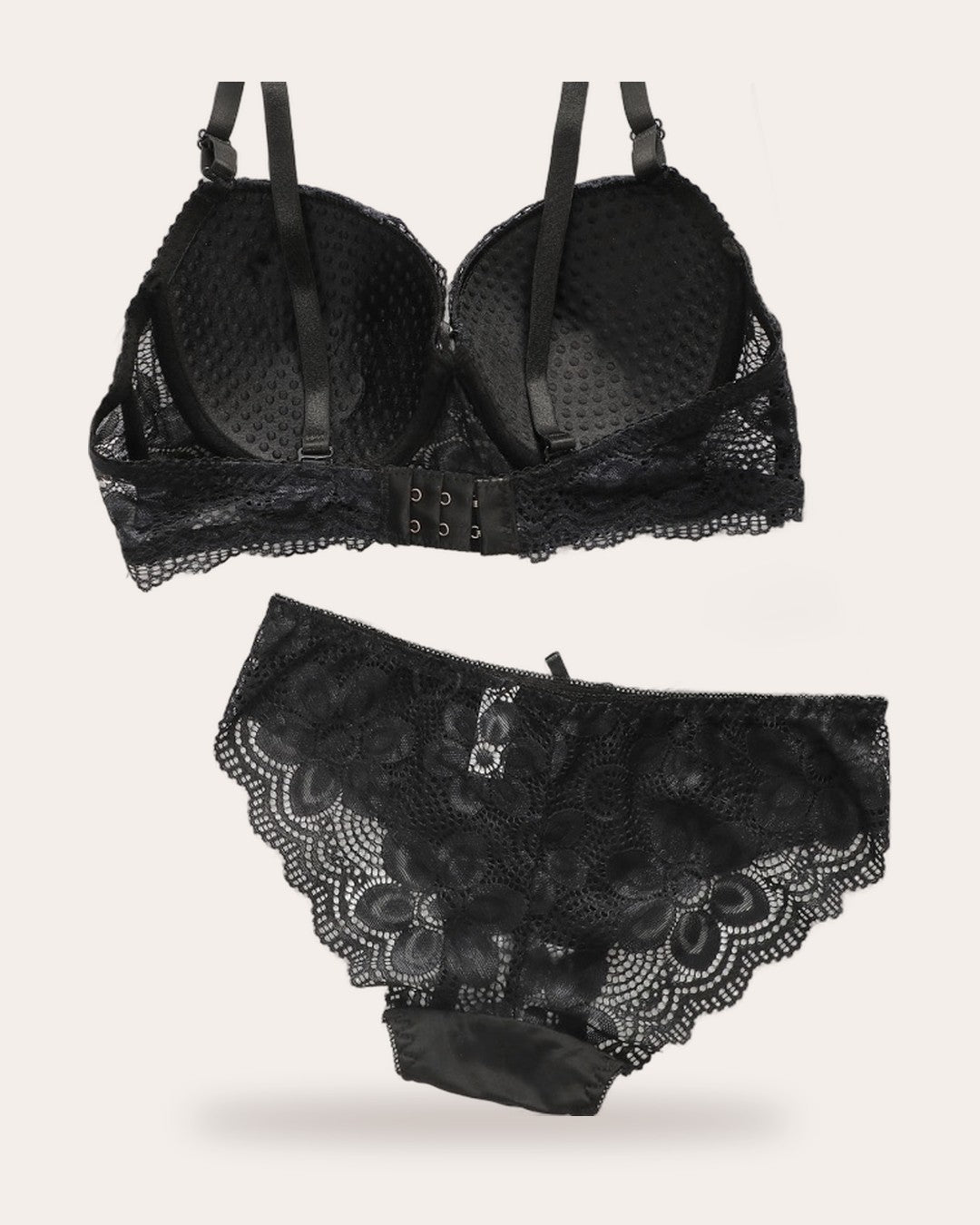 Conjunto de Encaje con Copa y Lacito