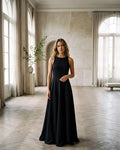 Vestido largo de tirantes anchos con vuelo